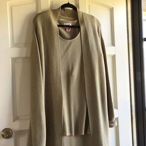 CHICO’S Three Piece Olive Green Size 3 Suit